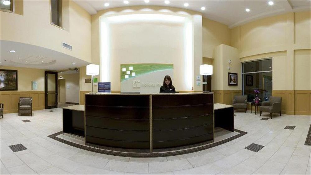 Holiday Inn Hotel & Suites Surrey East - Cloverdale By Ihg İç mekan fotoğraf