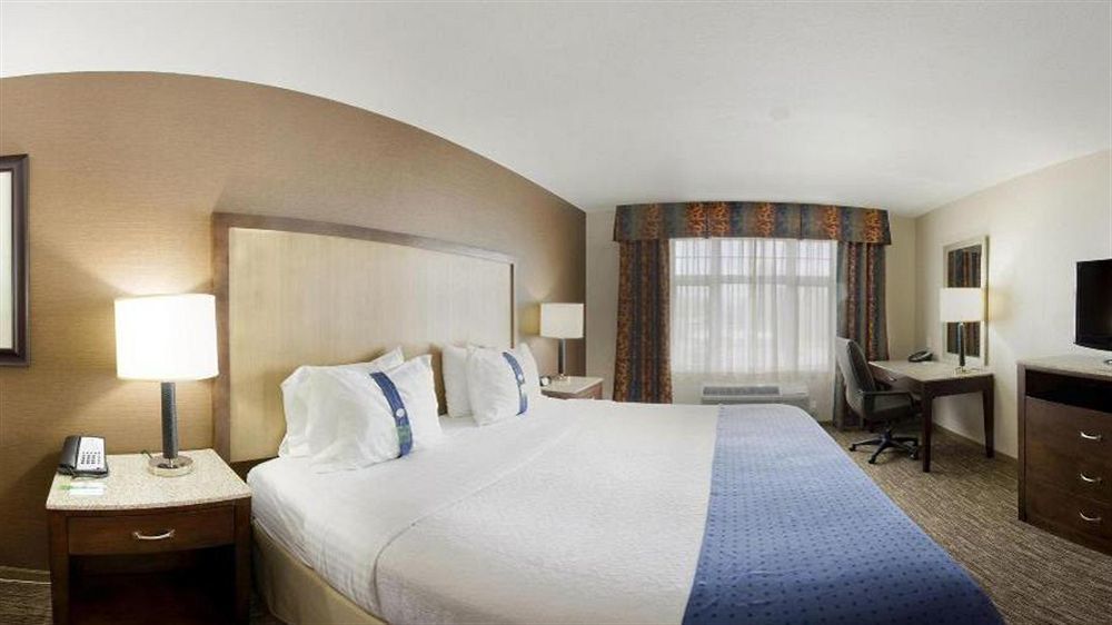 Holiday Inn Hotel & Suites Surrey East - Cloverdale By Ihg Dış mekan fotoğraf